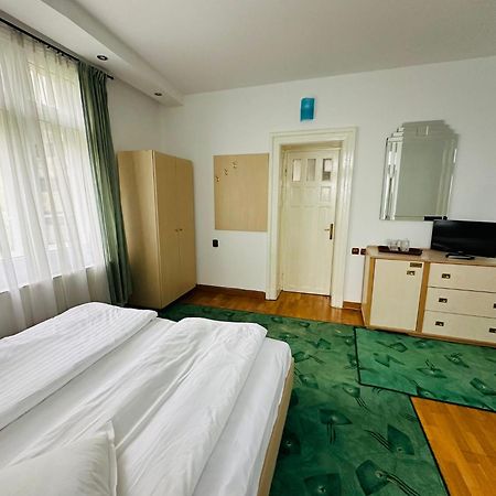 Bed and Breakfast Rapsodia Sinaia Exteriér fotografie