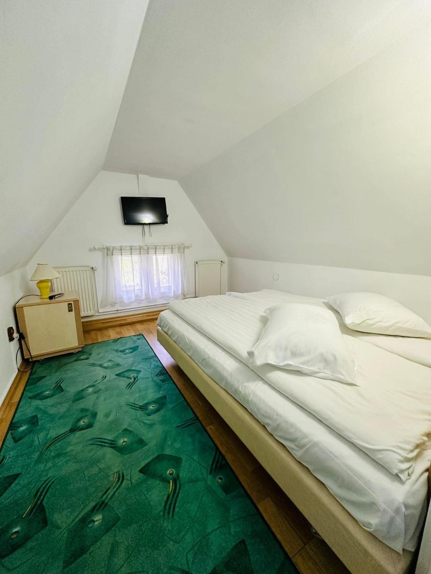 Bed and Breakfast Rapsodia Sinaia Exteriér fotografie