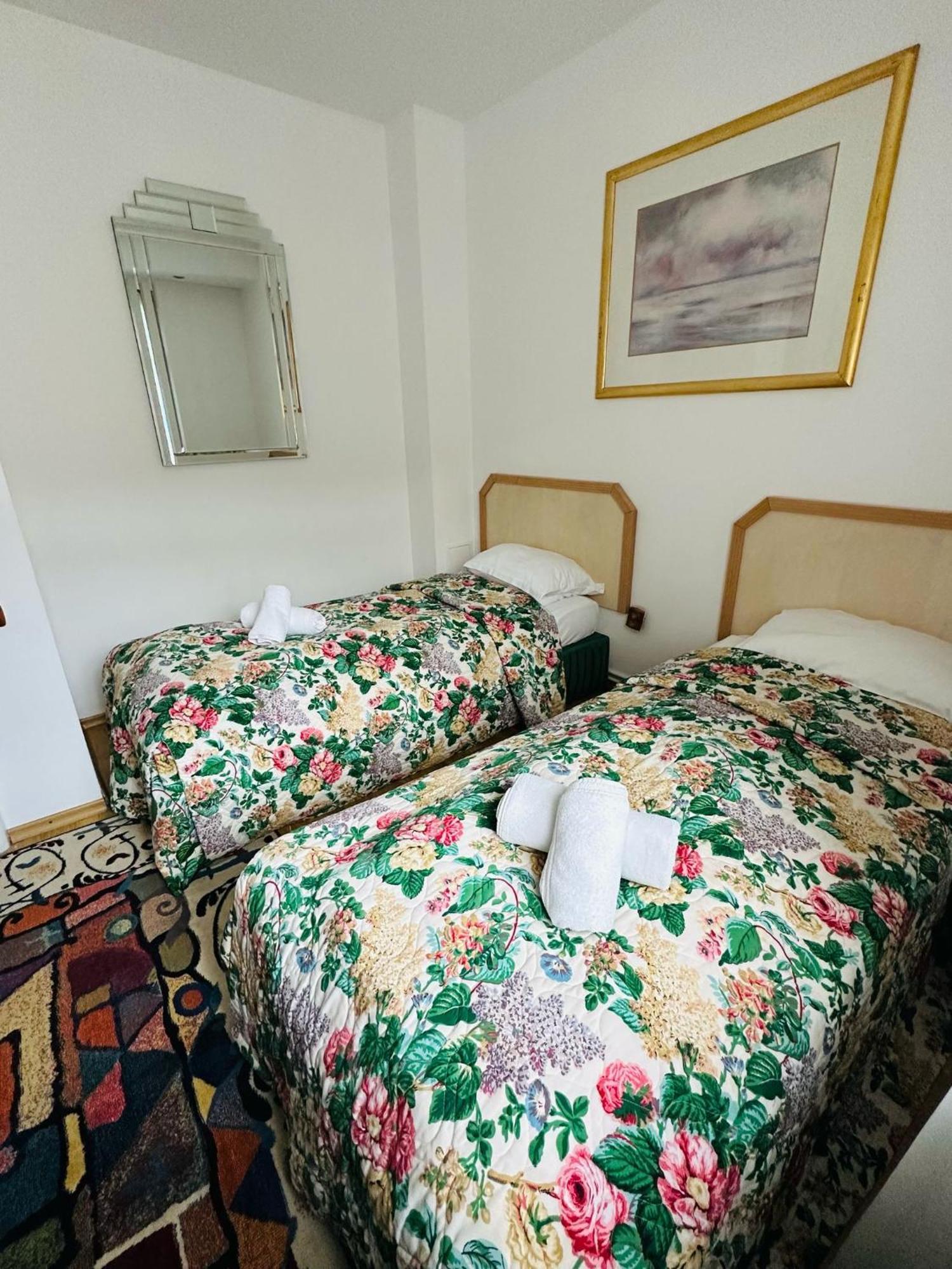 Bed and Breakfast Rapsodia Sinaia Exteriér fotografie
