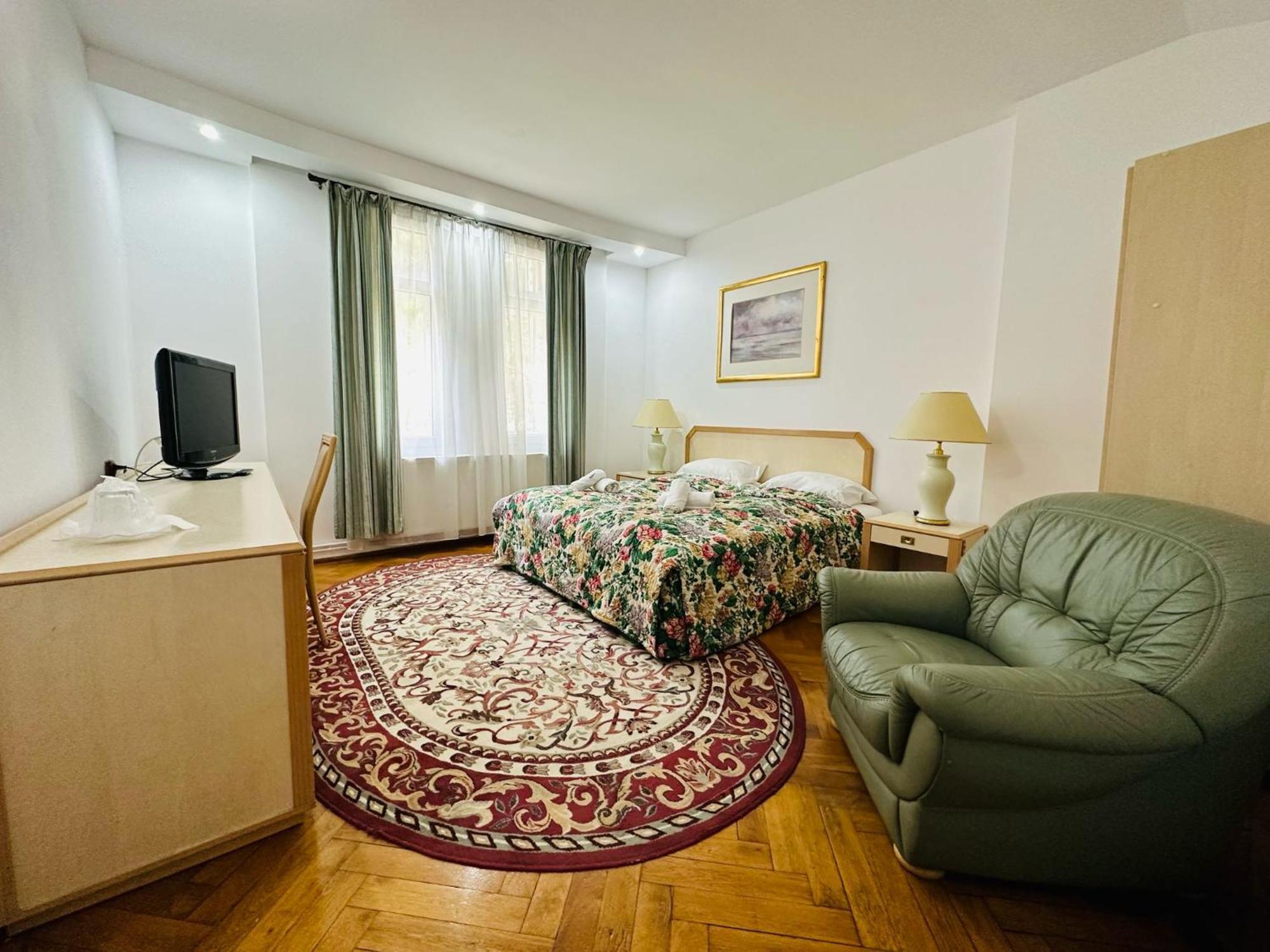 Bed and Breakfast Rapsodia Sinaia Exteriér fotografie