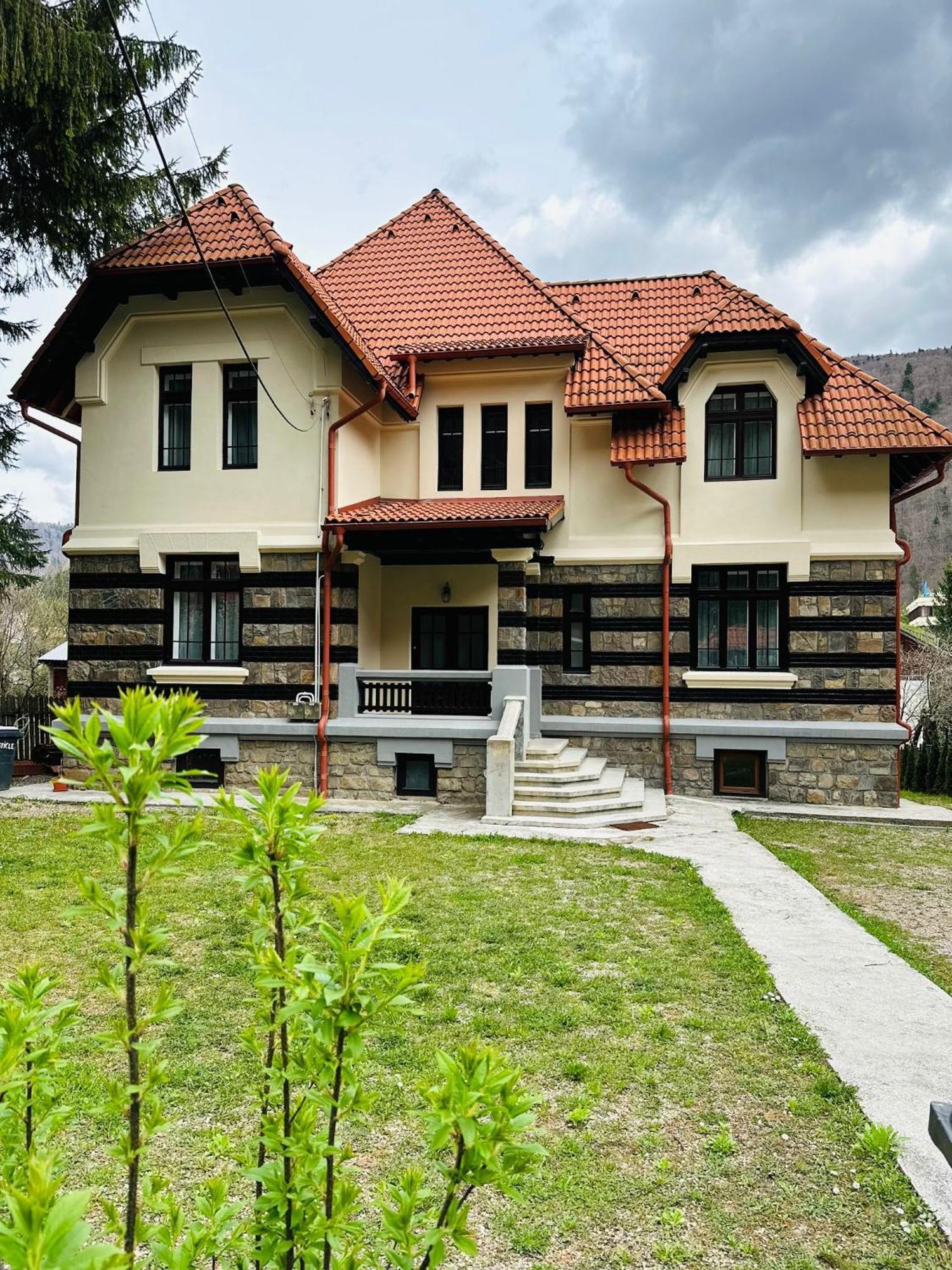 Bed and Breakfast Rapsodia Sinaia Exteriér fotografie
