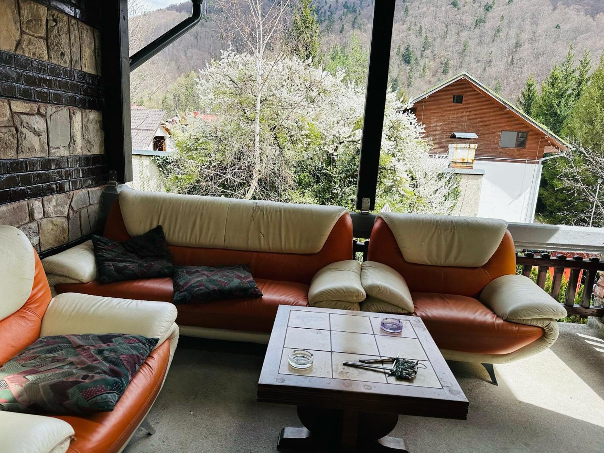 Bed and Breakfast Rapsodia Sinaia Exteriér fotografie